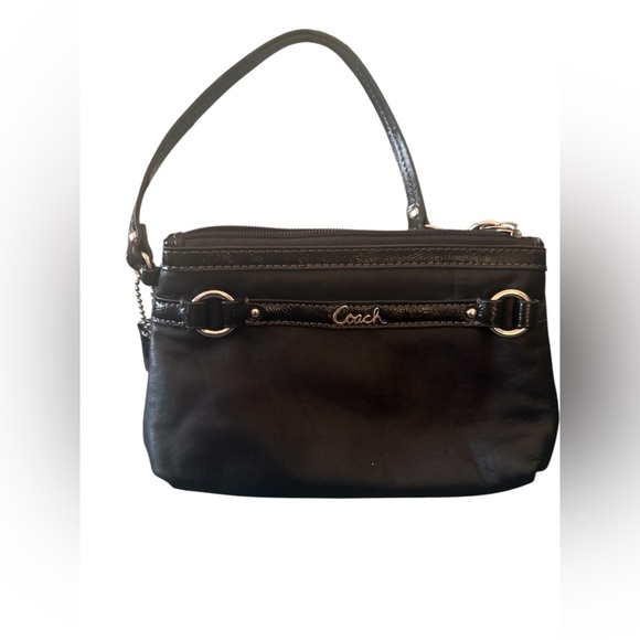 Coach Black Penelope Medium Smooth Leather Wristlet With Hangtag - Picture 2 of 8